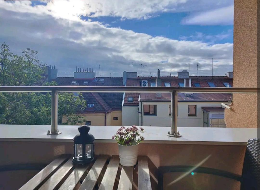 Cozy Rooftop With Balcony Πράγα Εξωτερικό φωτογραφία